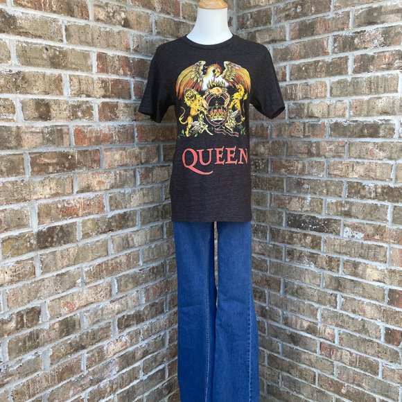 Queen Band Tee Sz S - Picture 3 of 4